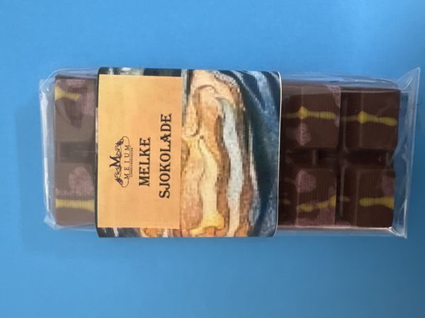 MELKESJOKOLADE PLATE